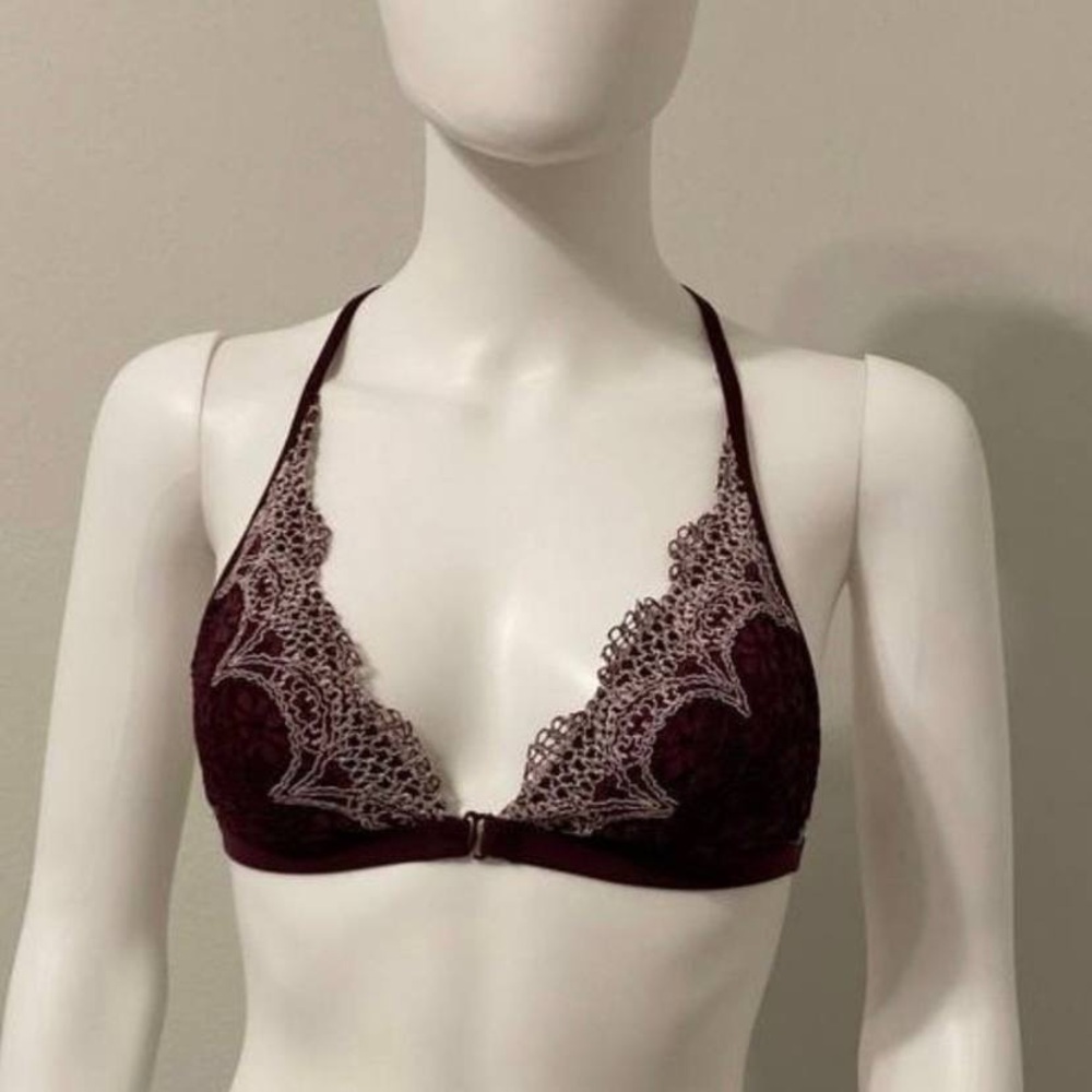 Victoria’s Secret Wine Red Scalloped Lace Bralette Sz S